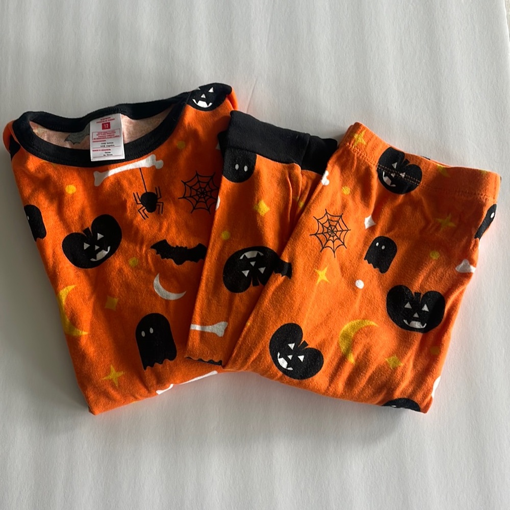 HALLOWEEN PAJAMAS kids size 12 unisex